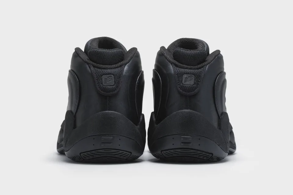 junya-watanabe-x-new-balance-lancement-du-modele-p400/carousel-9.jpg