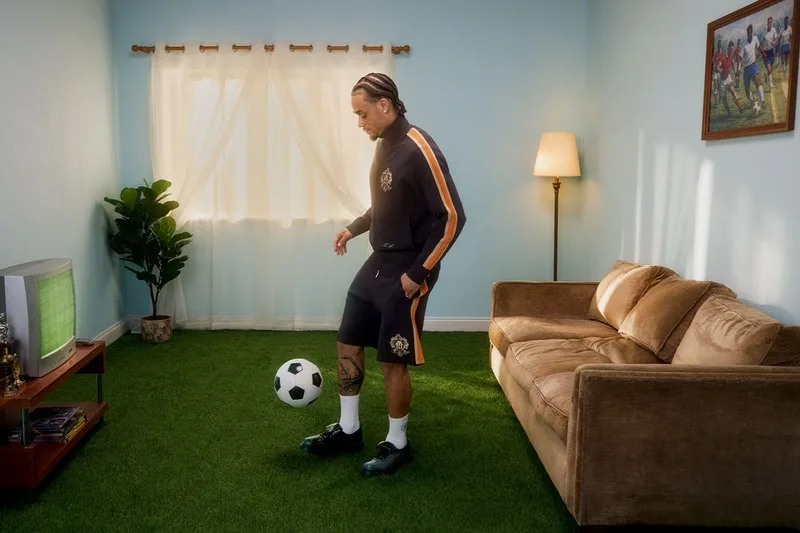 just-eat-filling-pieces-la-collab-football-chic/carousel-11.jpg