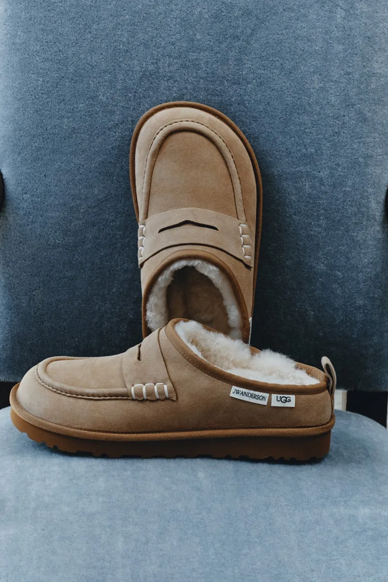 jw-anderson-x-ugg-lart-du-loafer-revisite/carousel-8.jpg