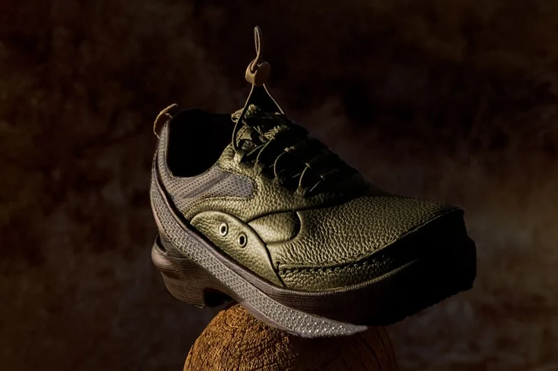 kiko-kostadinov-x-crocs-la-vaals-en-trois-couleurs/carousel-9.jpg