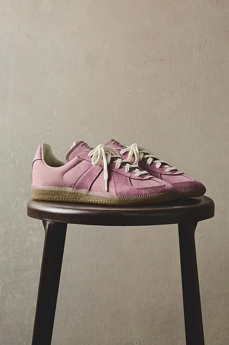 kith-et-adidas-ressuscitent-une-icone-vintage-avec-des-couleurs-printanieres/carousel-2.jpg