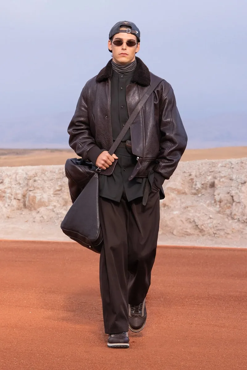 kith-x-armani-entre-streetwear-et-haute-couture/carousel-12.jpg