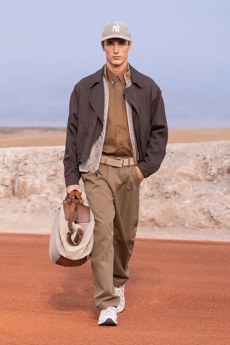 kith-x-armani-entre-streetwear-et-haute-couture/carousel-13.jpg