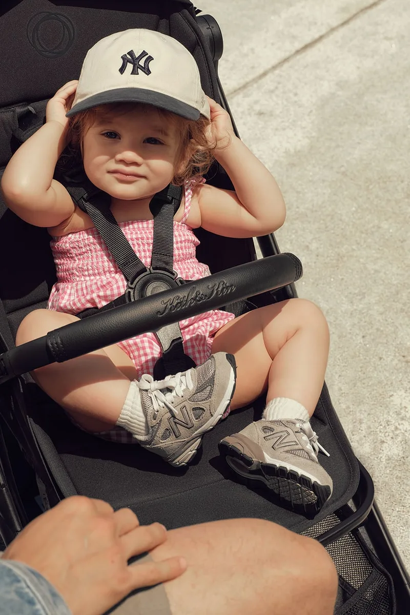 kith-x-bugaboo-une-capsule-pour-jeunes-parents/carousel-5.jpg