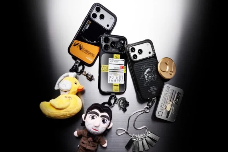 kojima-productions-x-casetify-une-collection-anniversaire-ambitieuse/carousel-2.jpg