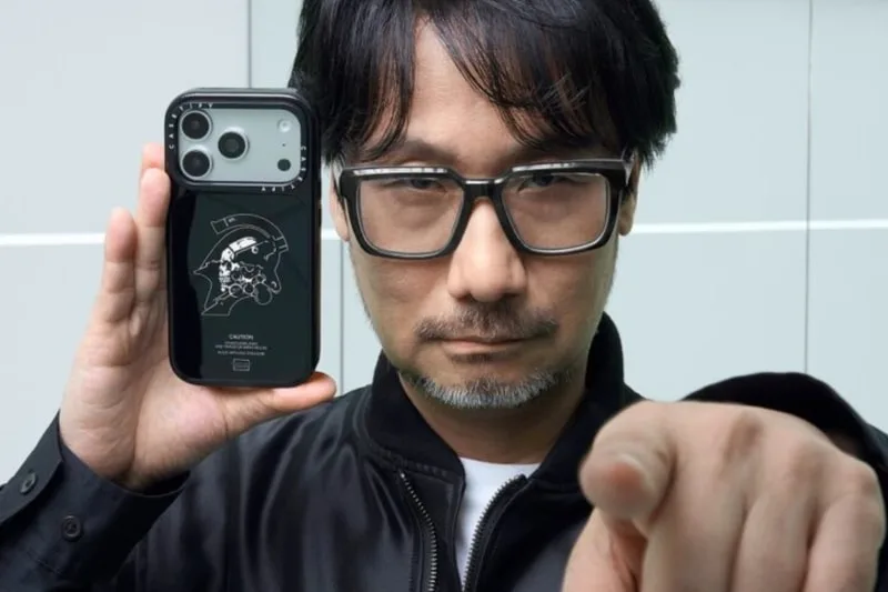 kojima-productions-x-casetify-une-collection-anniversaire-ambitieuse/carousel-6.jpg