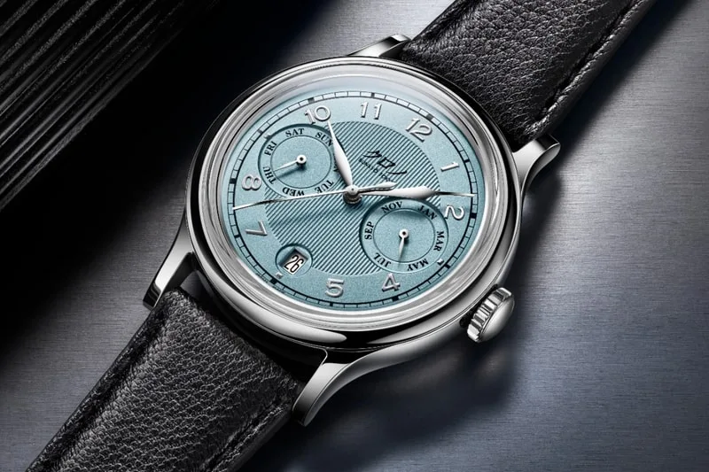 kurono-tokyo-une-edition-limitee-en-bleu-saxe/carousel-1.jpg