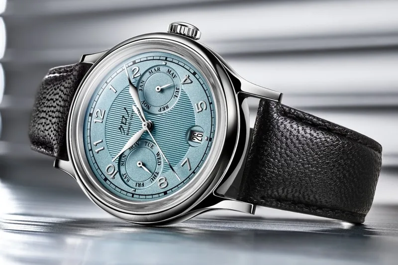 kurono-tokyo-une-edition-limitee-en-bleu-saxe/carousel-2.jpg