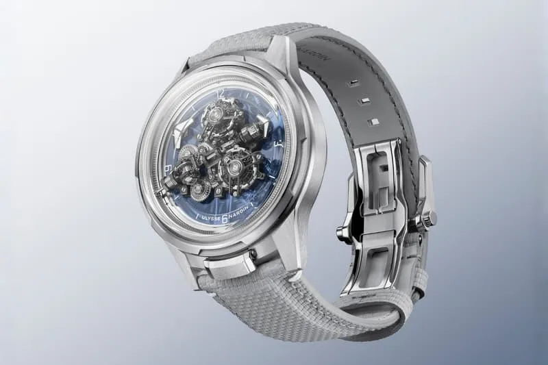 la-montre-super-freak-dulysse-nardin-epate-a-geneve/carousel-1.jpg