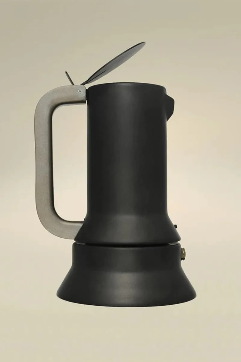 la-rencontre-du-style-et-du-design-cp-company-et-alessi/carousel-13.jpg