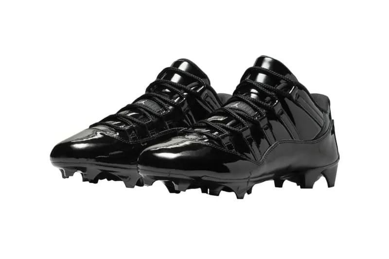lair-jordan-11-low-td-cleat-black-patent-du-parquet-au-terrain/carousel-2.jpg
