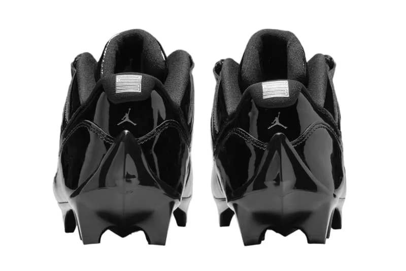 lair-jordan-11-low-td-cleat-black-patent-du-parquet-au-terrain/carousel-4.jpg