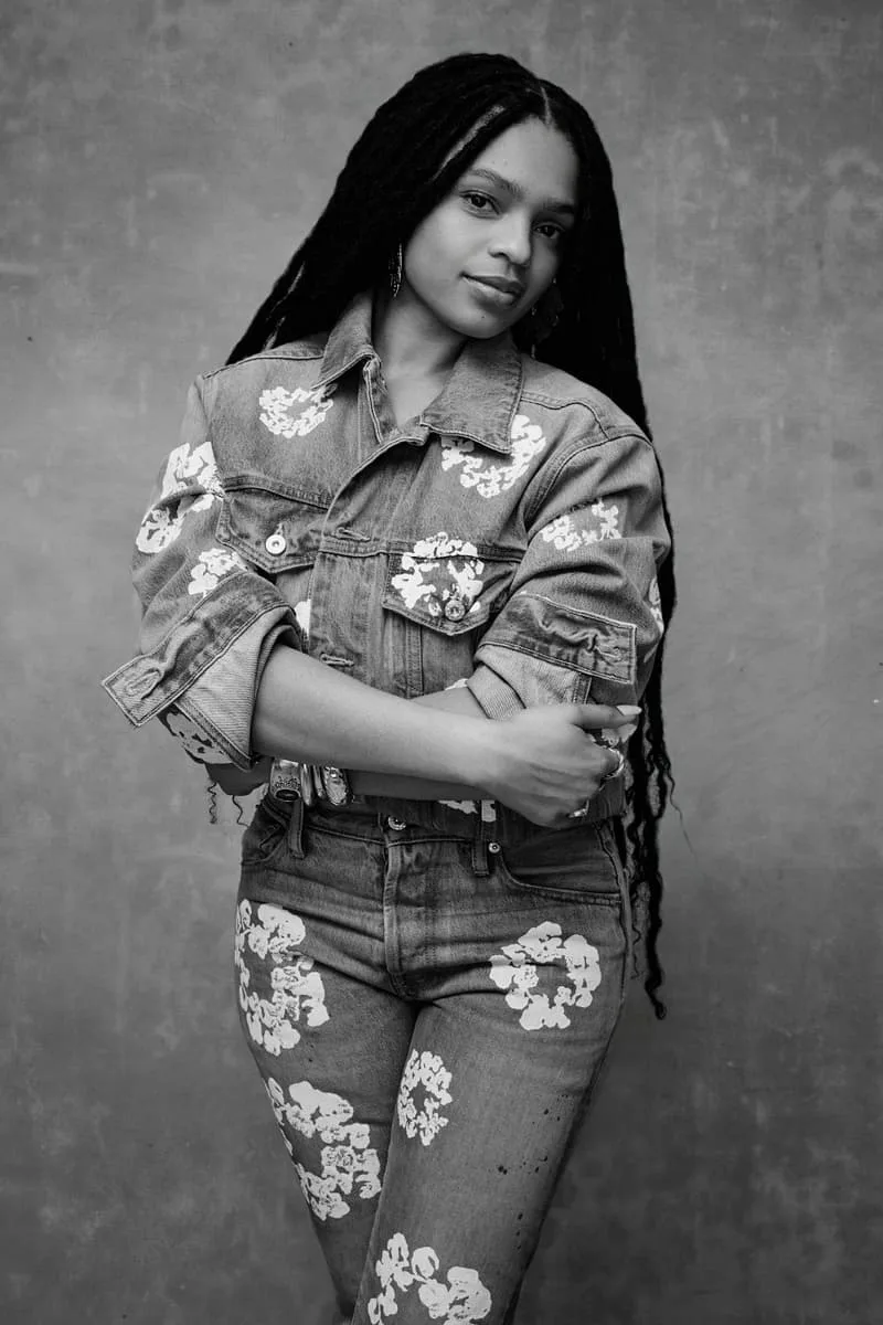 lauryn-hill-et-sa-famille-egeries-de-denim-tears-pour-lete-2026/carousel-6.jpg