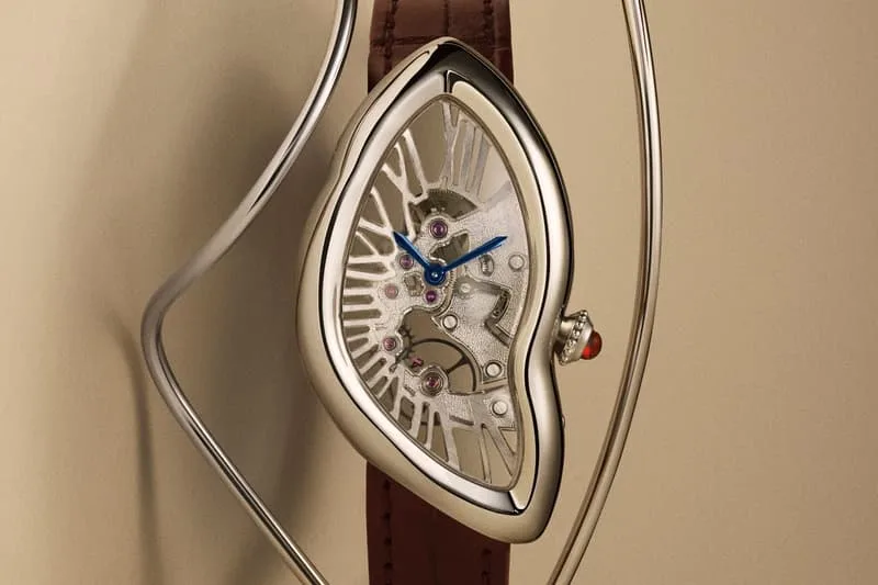 le-retour-audacieux-de-la-crash-skeleton-par-cartier/carousel-1.jpg