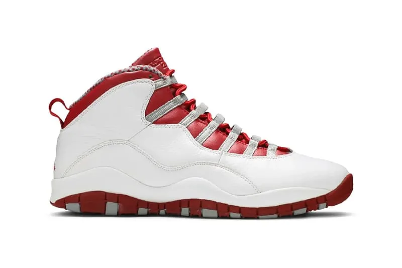 le-retour-des-air-jordan-10-retro-red-steel-en-2027/carousel-1.jpg
