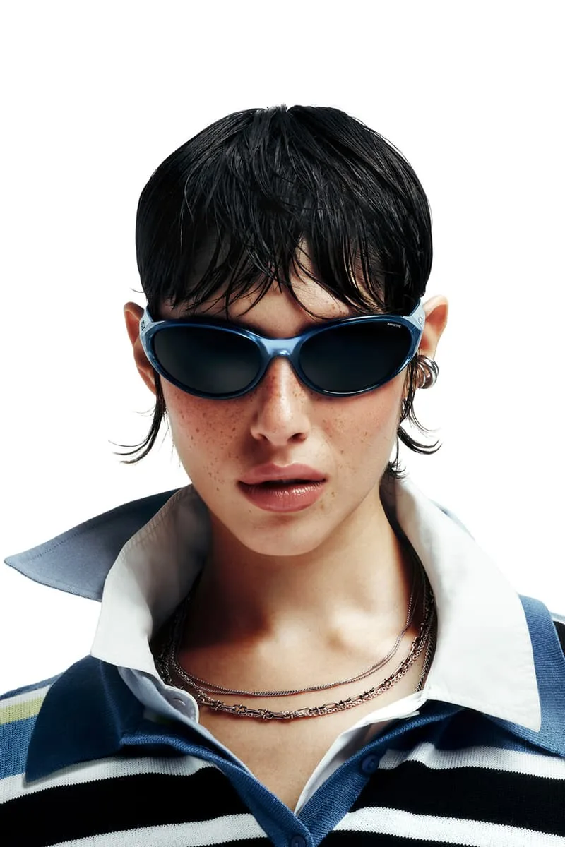 le-retour-des-lunettes-raven-darnette-un-hommage-aux-annees-90/carousel-4.jpg