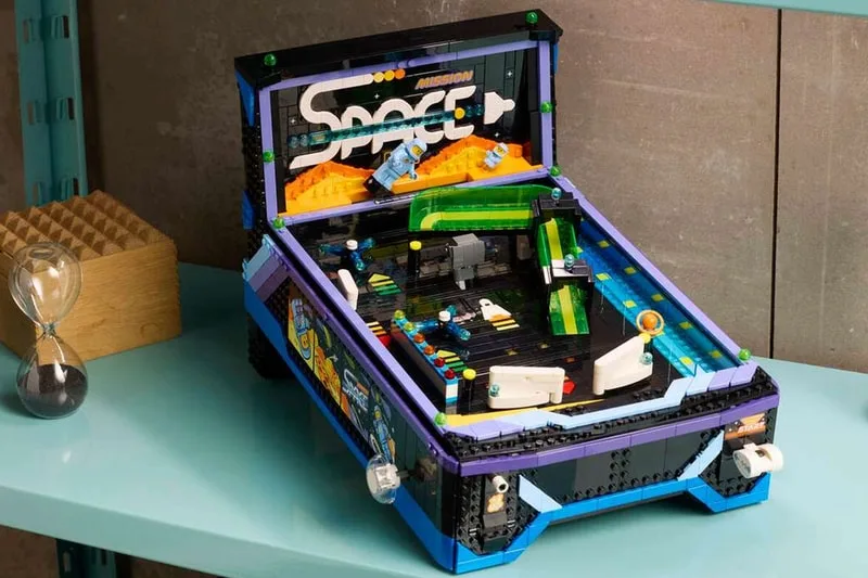 lego-pinball-machine-un-defi-retro-en-briques/carousel-3.jpg