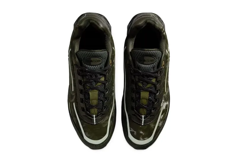 les-baskets-worksout-x-nike-air-max-95-uniform-de-retour-dans-un-tirage-au-sort-exclusif/carousel-4.jpg