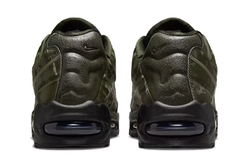 les-baskets-worksout-x-nike-air-max-95-uniform-de-retour-dans-un-tirage-au-sort-exclusif/carousel-5.jpg