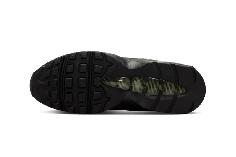 les-baskets-worksout-x-nike-air-max-95-uniform-de-retour-dans-un-tirage-au-sort-exclusif/carousel-6.jpg