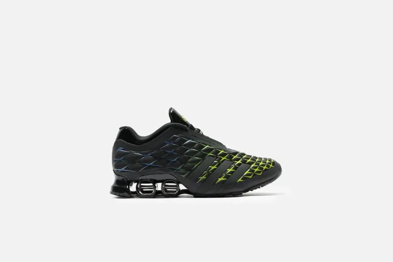 les-nouveautes-adidas-originals-debarquent-chez-hbx/carousel-10.jpg