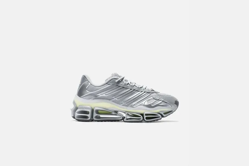 les-nouveautes-adidas-originals-debarquent-chez-hbx/carousel-12.jpg