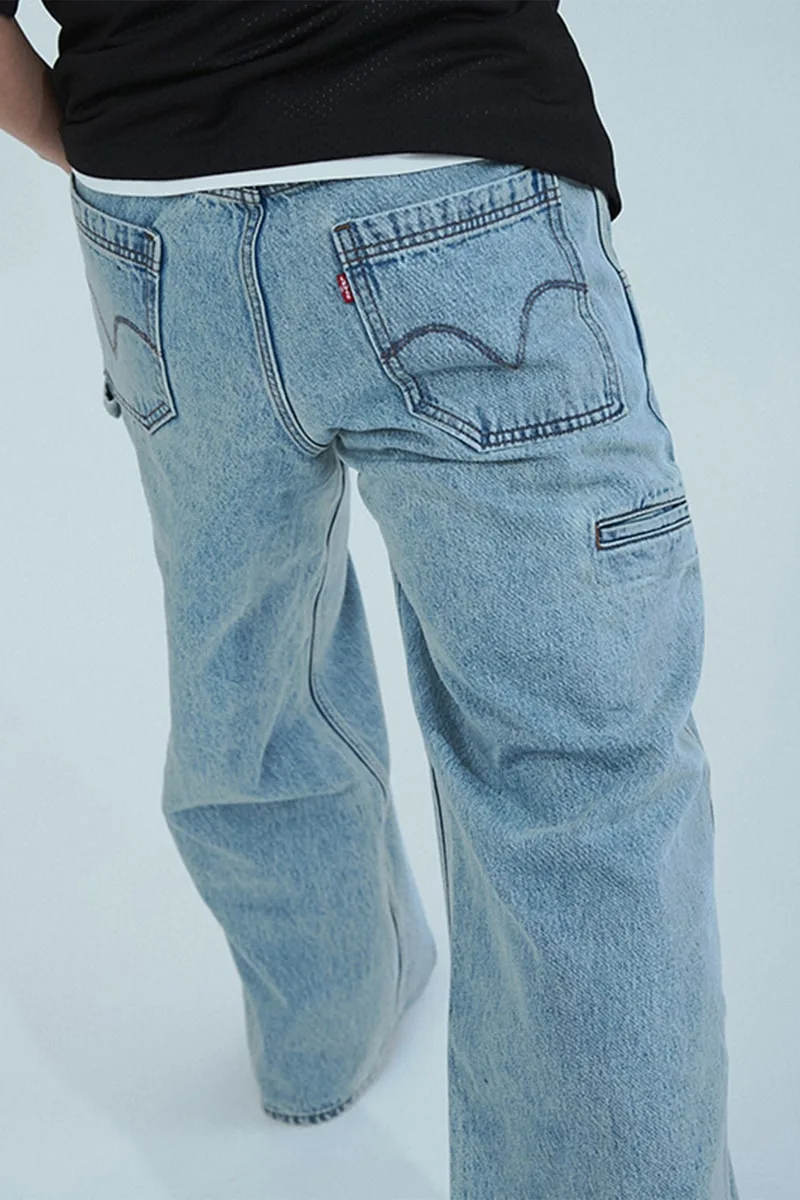 levis-et-urban-research-une-capsule-denim-ambitieuse/carousel-14.jpg