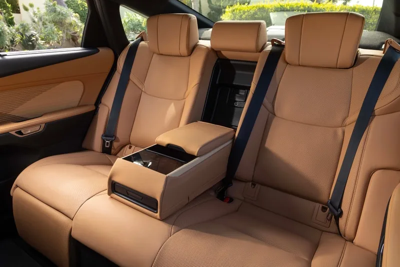 lexus-es-350e-luxe-abordable-facon-rolls-royce/carousel-15.jpg