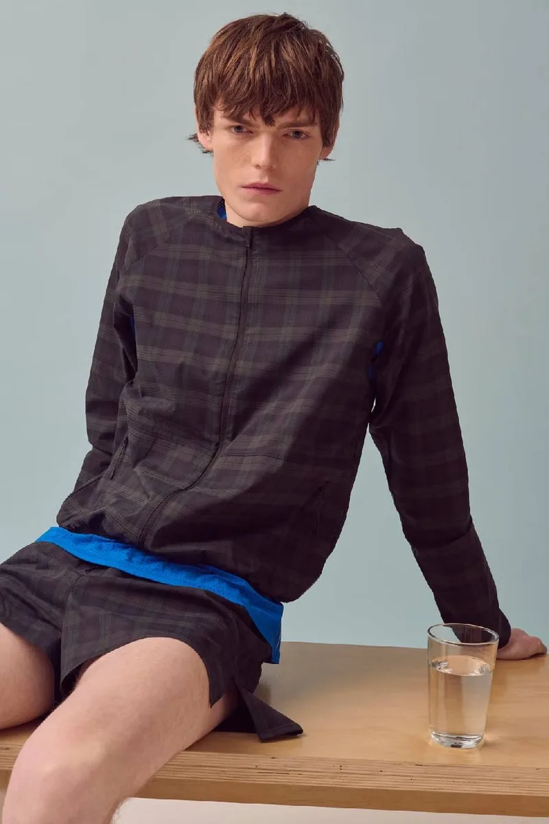 literary-sport-chaleur-et-performance-en-fw26/carousel-9.jpg
