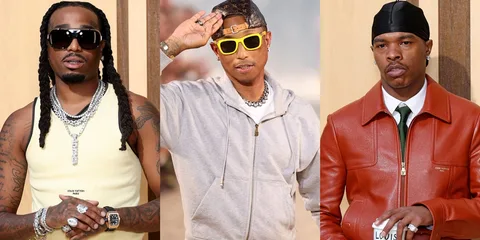 Trois hommes en tenues stylées et lunettes de soleil.