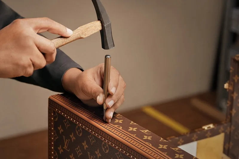 louis-vuitton-le-coffre-fifa-2026-devoile/carousel-4.jpg