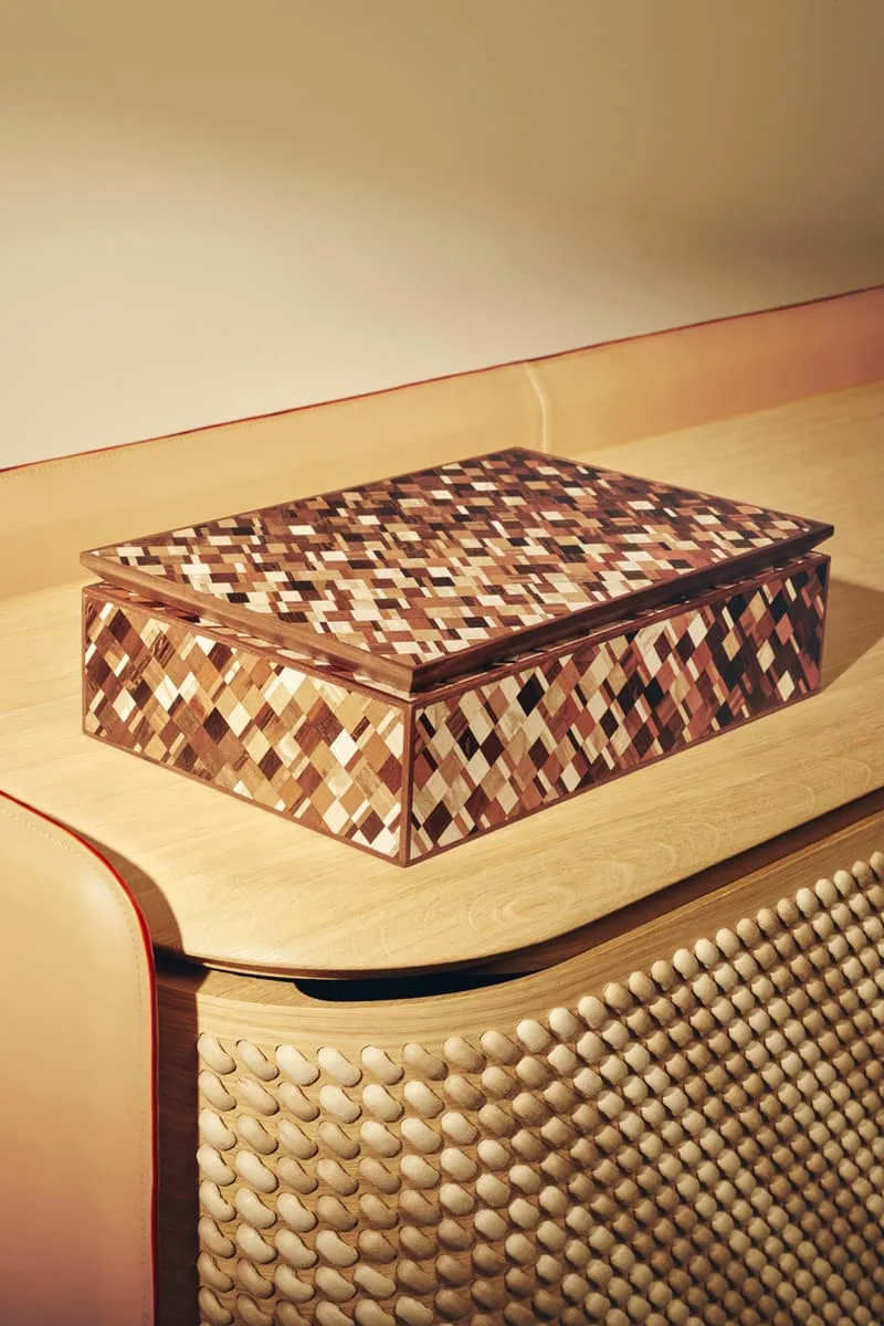 louis-vuitton-revisite-ses-origines-avec-une-collection-art-deco/carousel-13.jpg