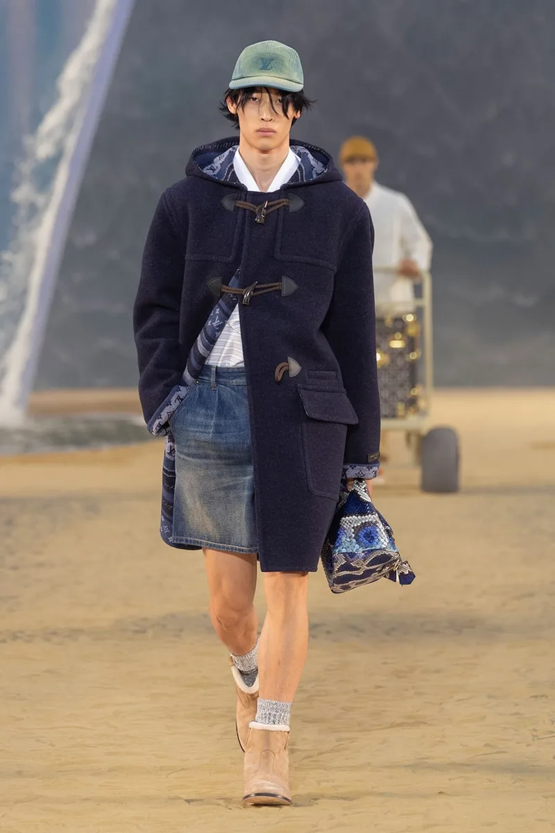 louis-vuitton-ss27-pharrell-surfe-sur-la-mode/carousel-11.jpg