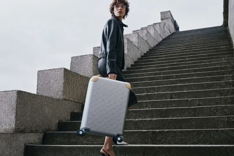 louis-vuitton-un-bagage-en-aluminium-revolutionnaire/carousel-1.jpg