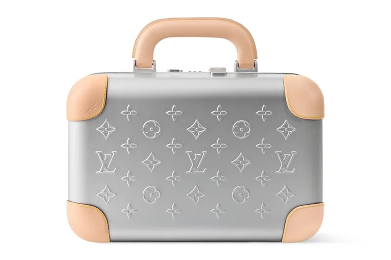 louis-vuitton-un-bagage-en-aluminium-revolutionnaire/carousel-9.jpg