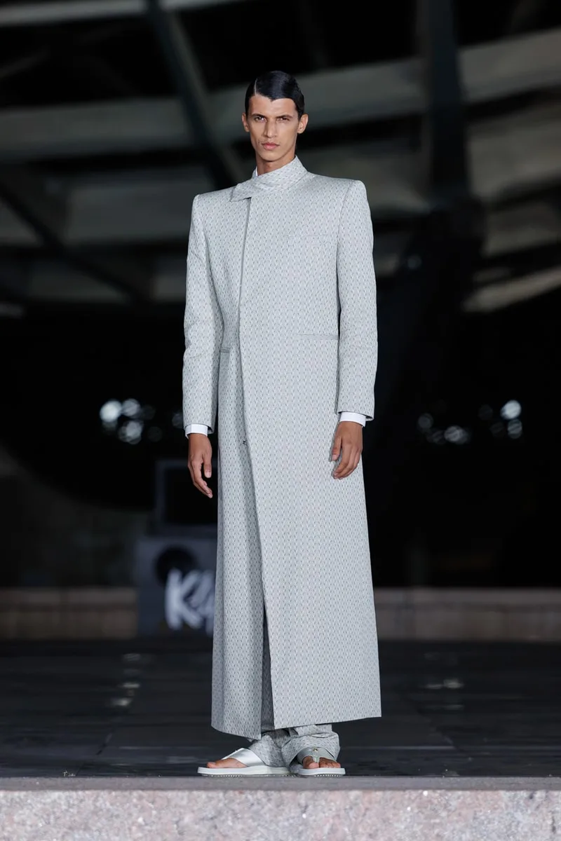 luar-ss27-heritage-et-innovation-a-christopher-street/carousel-2.jpg