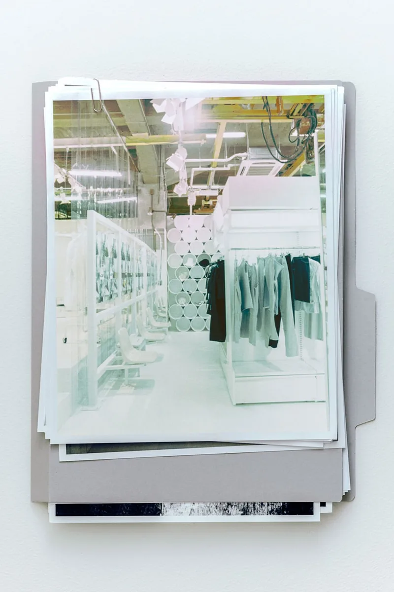 Maison Margiela célèbre les 20 ans de sa boutique d’Ebisu à Tokyo avec un nouveau chapitre « Folders »