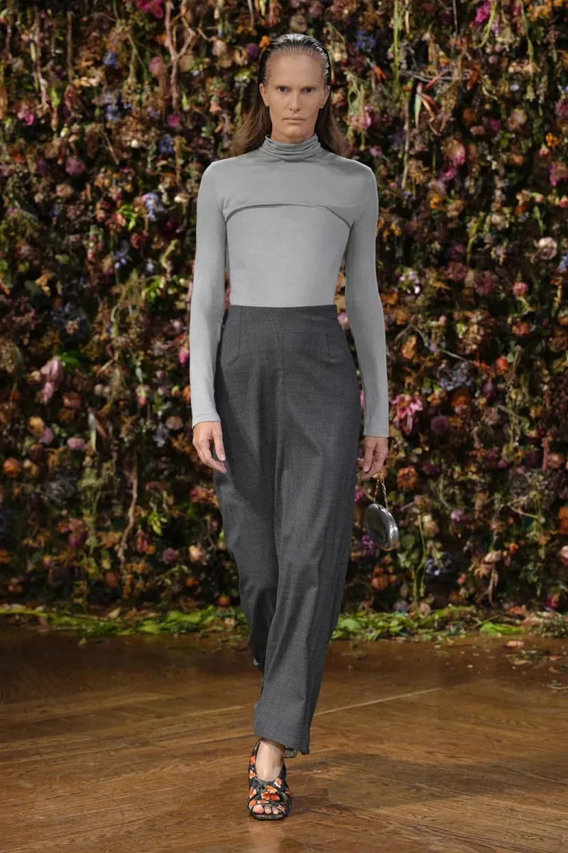 maison-margiela-ss27-la-mode-se-deconstruit/carousel-11.jpg