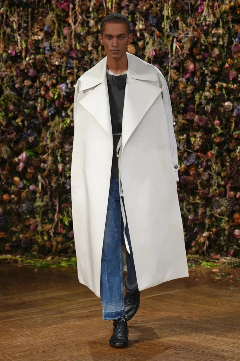 maison-margiela-ss27-la-mode-se-deconstruit/carousel-8.jpg