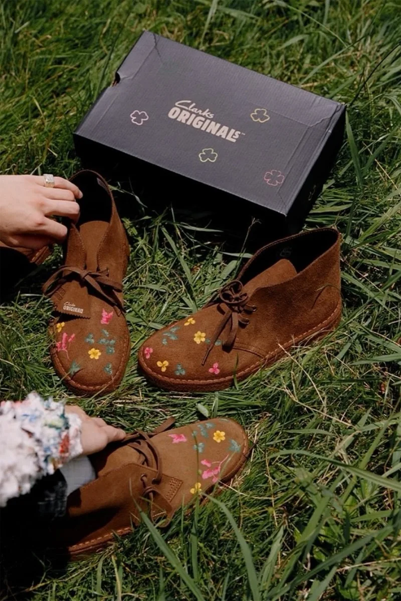 masu-x-clarks-laudace-florale-de-la-desert-boot/carousel-3.jpg