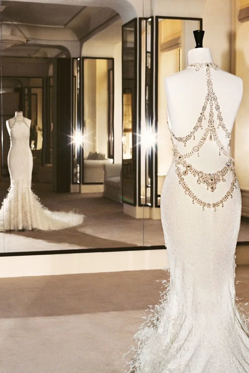 matthieu-blazy-une-robe-de-mariage-unique-pour-dua-lipa/carousel-3.jpg