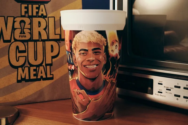 mcdonalds-les-gobelets-inedits-pour-la-coupe-du-monde/carousel-9.jpg