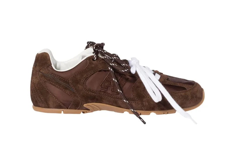miu-miu-x-new-balance-530-sl-la-collection-ss26-revelee/carousel-13.jpg