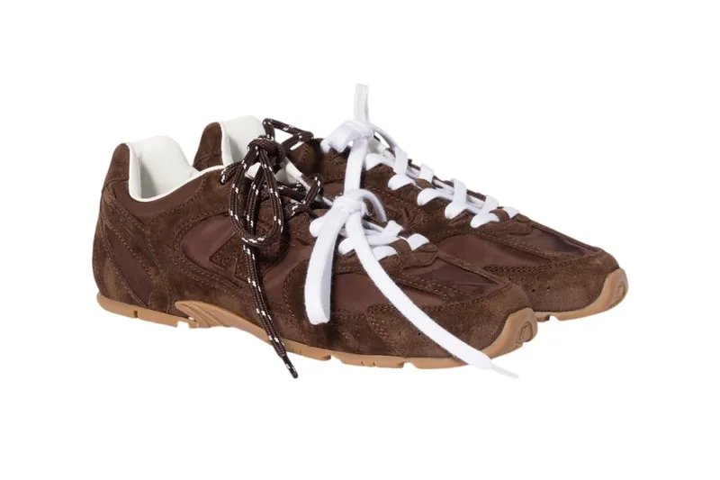 miu-miu-x-new-balance-530-sl-la-collection-ss26-revelee/carousel-14.jpg