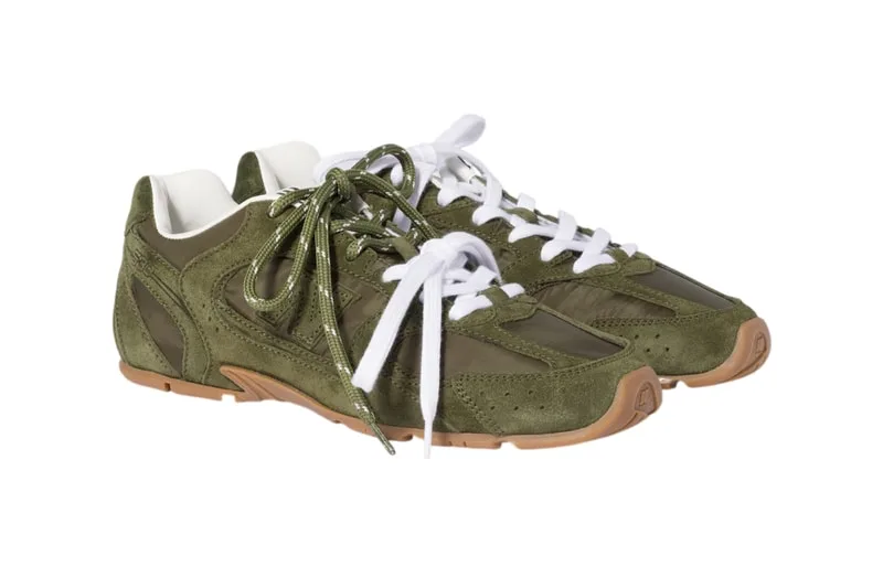 miu-miu-x-new-balance-530-sl-la-collection-ss26-revelee/carousel-8.jpg