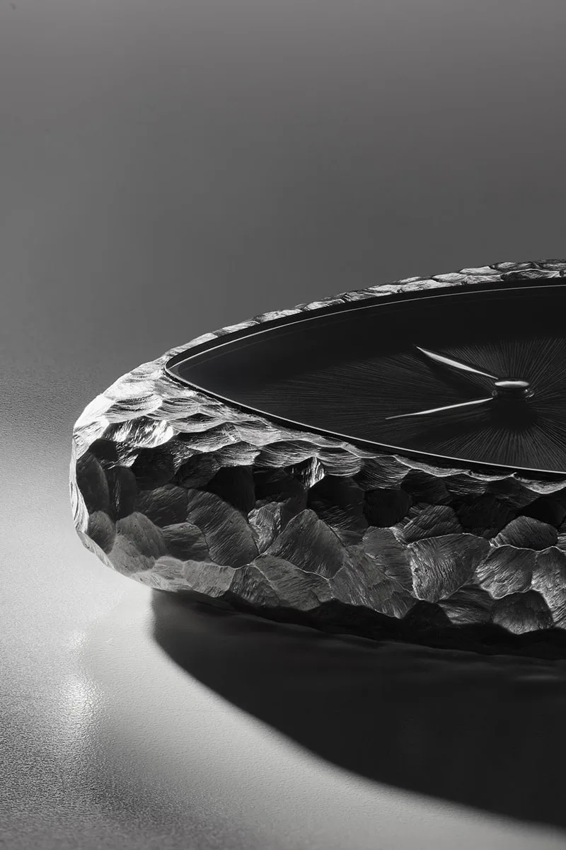 montre-anoma-a1-prehistoric-lartisanat-brut-a-lhonneur/carousel-6.jpg