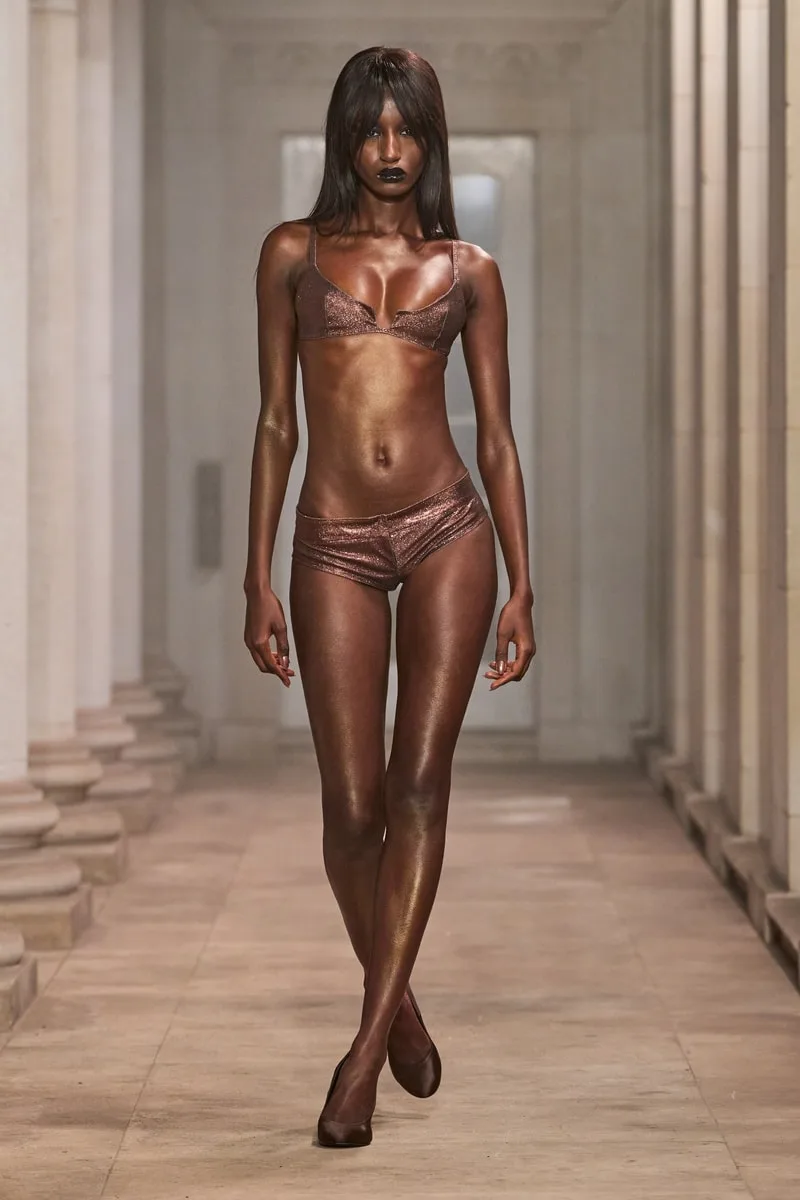mowalola-trois-air-jordan-14-pour-ss27/carousel-14.jpg