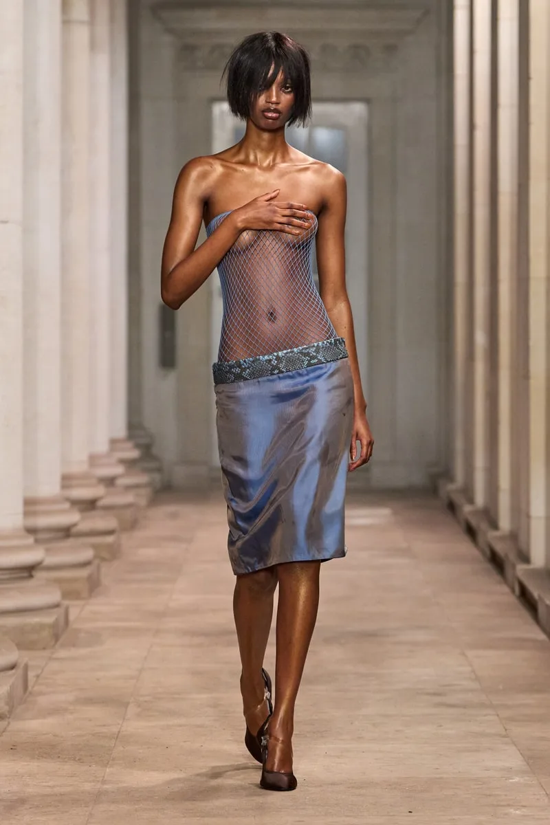 mowalola-trois-air-jordan-14-pour-ss27/carousel-2.jpg