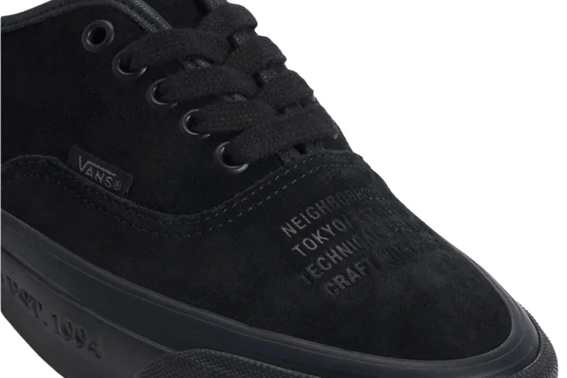 neighborhood-x-vans-collaboration-intemporelle-revelee/carousel-12.jpg