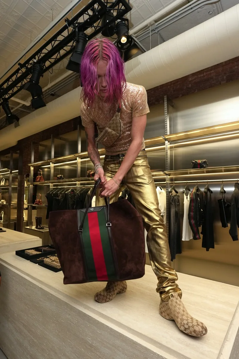 nettspend-et-gucci-lheritage-hip-hop-sinstalle/carousel-1.jpg